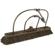Load image into Gallery viewer, Ettore AquaClean Nylon &amp; Boar’s Hair Water-Fed Window Cleaning Brush