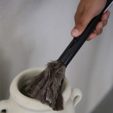 Load image into Gallery viewer, Retractable Ostrich Feather Duster Cleaning Base